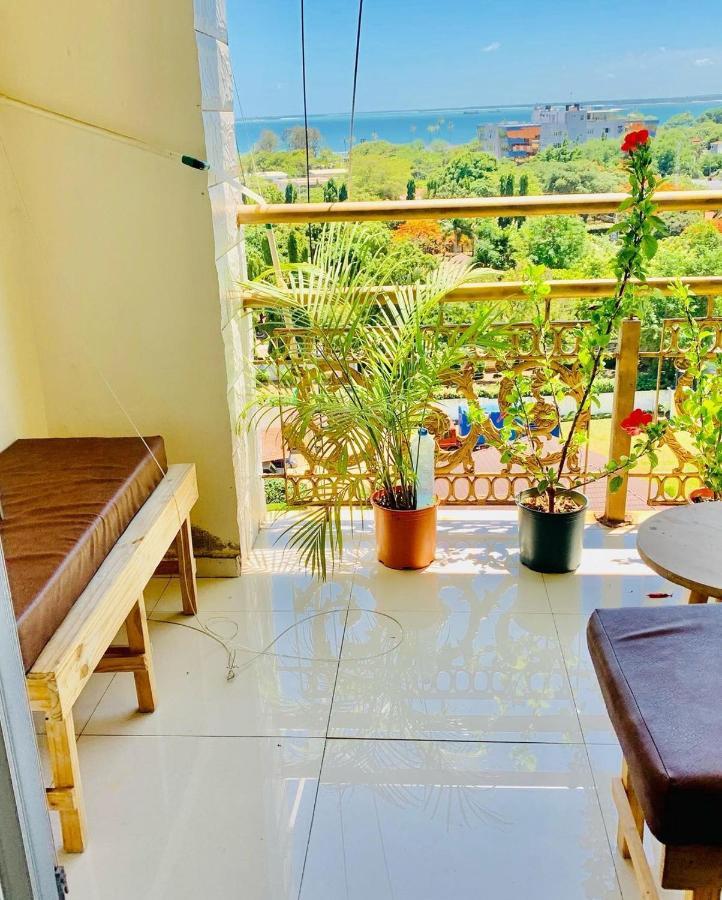 Masaki-Sea View 2-Bedroom Apt With Free Wi-Fi Dar es Salaam Buitenkant foto